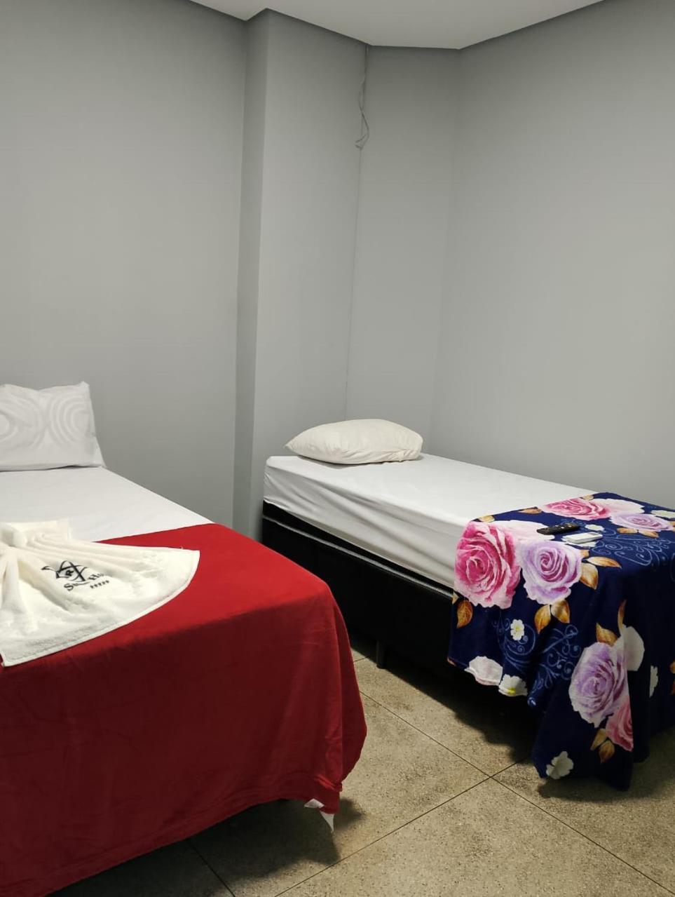 Jbr Park Hotel Гояния Екстериор снимка