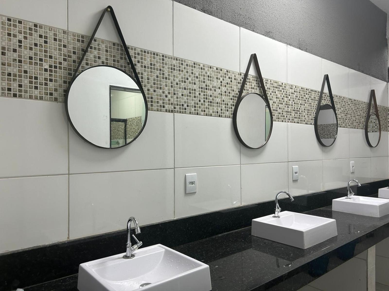 Jbr Park Hotel Гояния Екстериор снимка